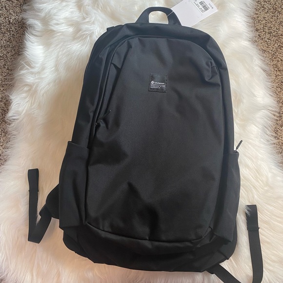 lululemon athletica | Bags | Lululemon Liftos Commuter Backpack 2l
